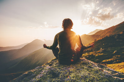 7 Simple Meditation Tricks to Clear Your Mind