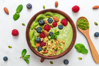 5 Matcha Recipes to Replace Coffee and Sweets